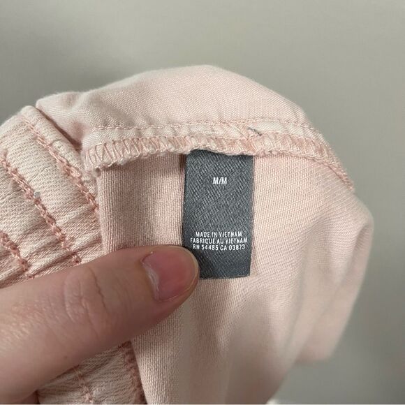 Aerie Raw Hem Light Pink Mini Shorts size MEDIUM - Picture 5 of 7